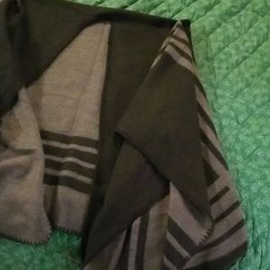 BB Dakota Poncho